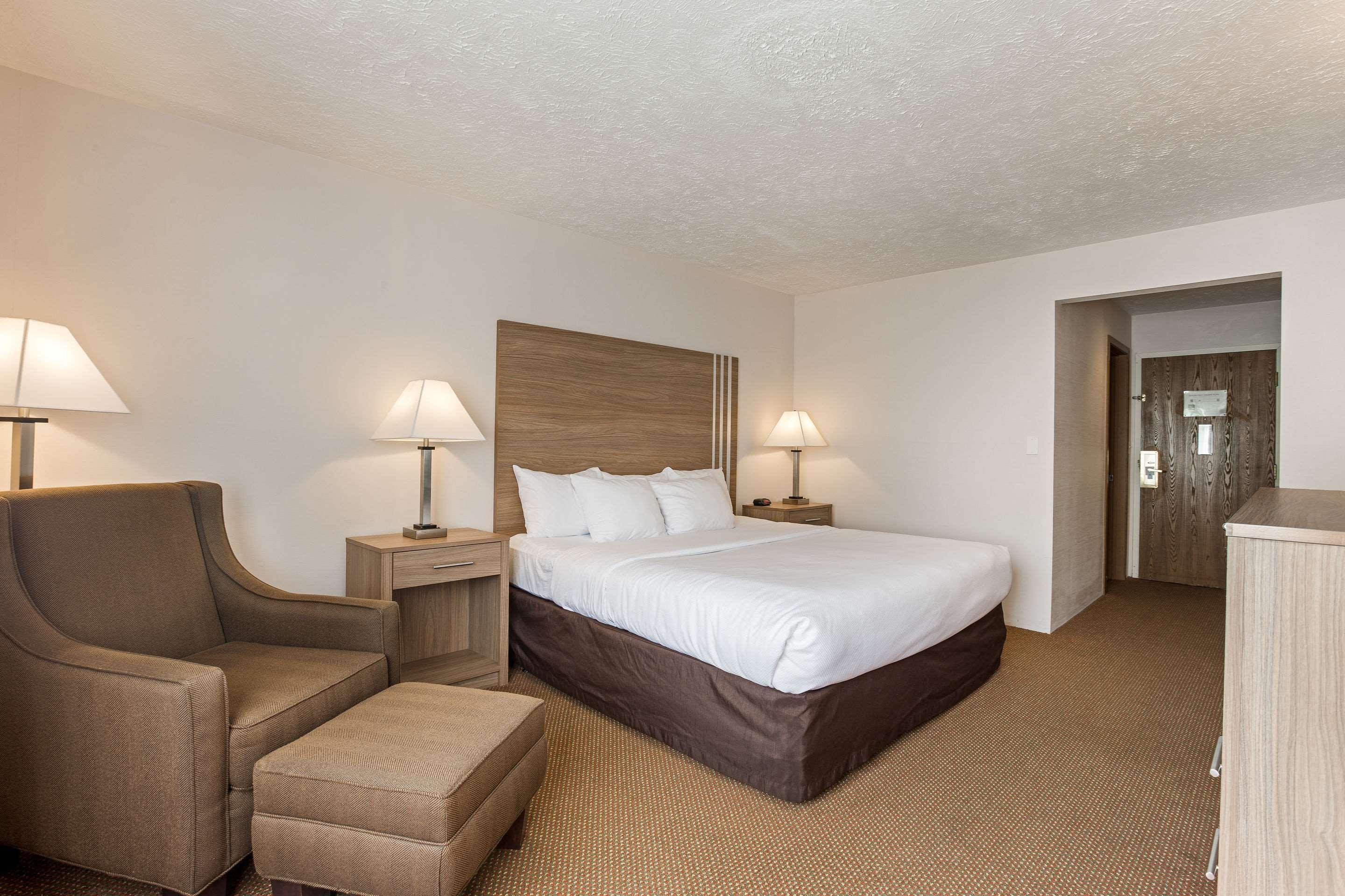 Quality Inn Petoskey-Harbor Springs Екстер'єр фото